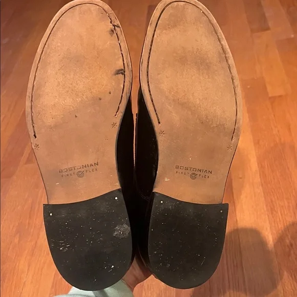 Bostonian Black Leather Men's Dress Shoes - Picture 2 of 5